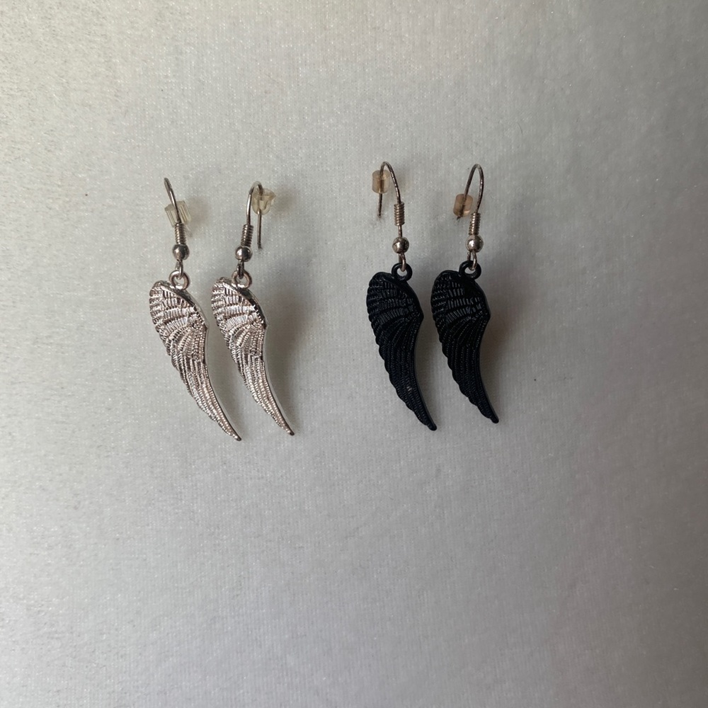 Angel earring set